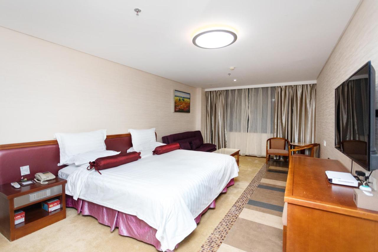L Hotels Lianhua Branch Csuhaj Kültér fotó